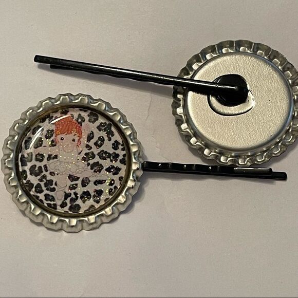 NEW bottle cap Bobbie pin pair red head ballerina ballet leopard print - Picture 6 of 6